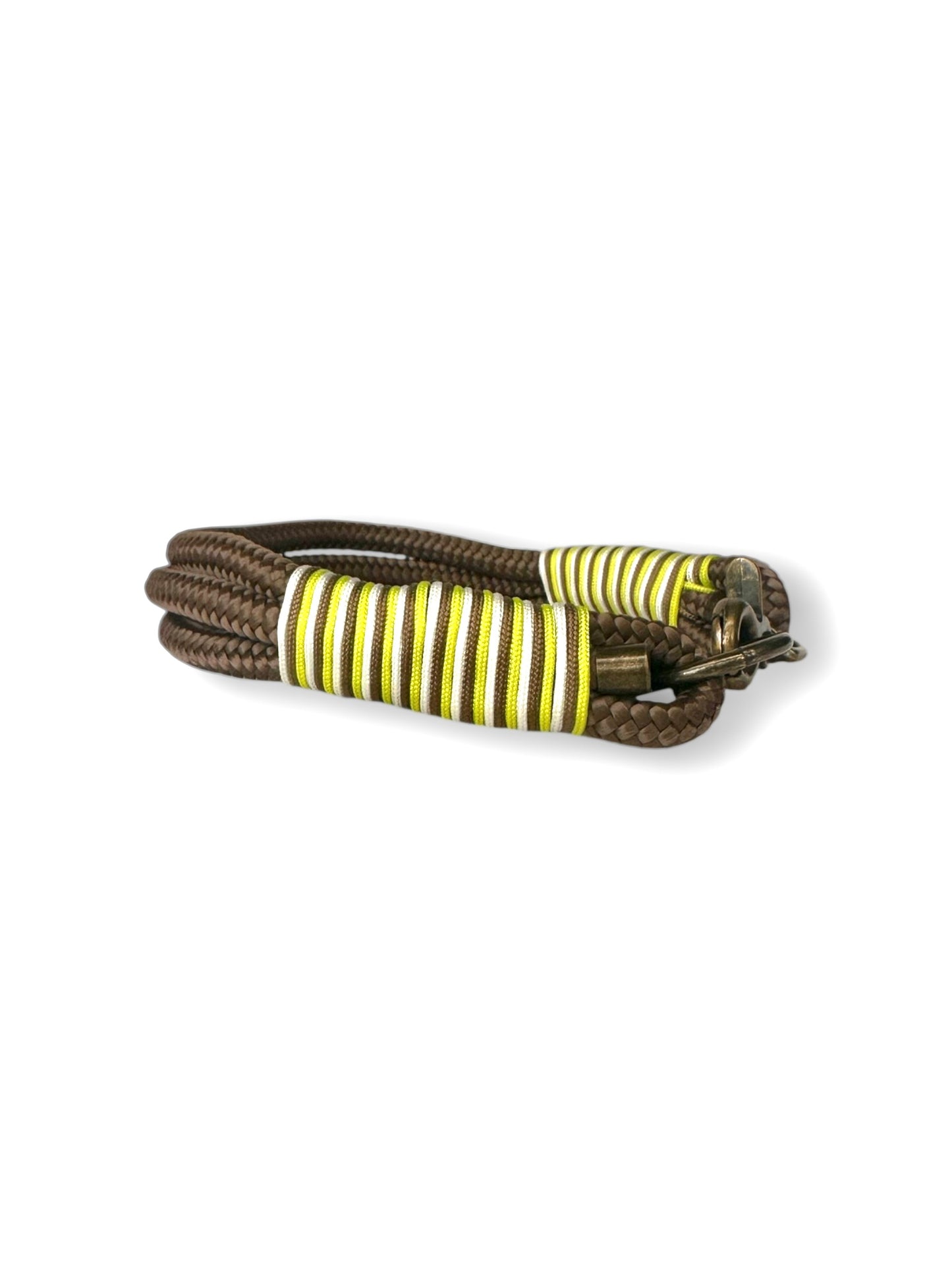 Hundehalsband aus 10mm starkem Tau in der Farbe chocolate braun mit lime grünen und weißen Details