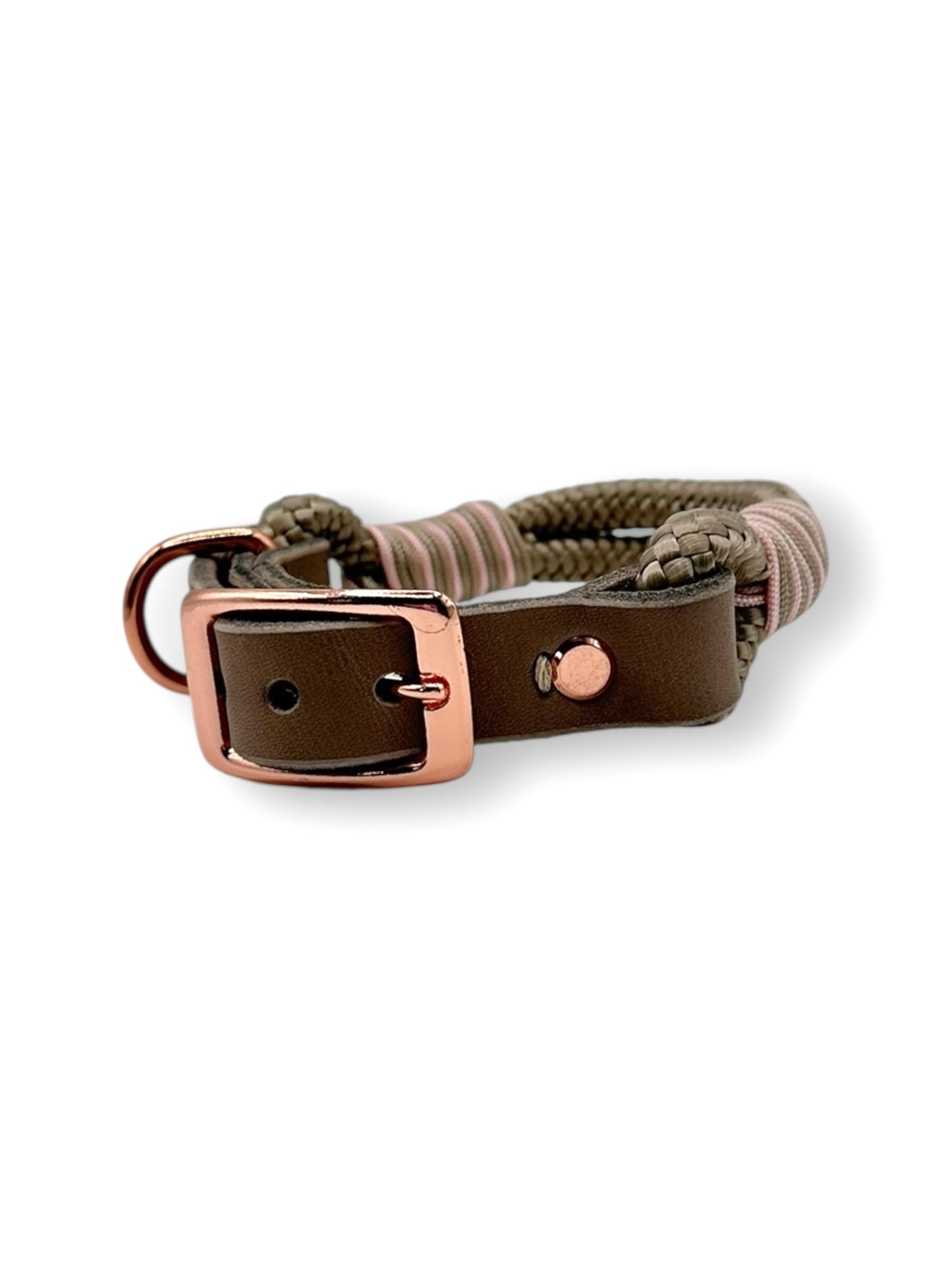 Hundehalsband aus Tau mit lederverschluss in den Farben tan, mocca und blush rosa Vorne