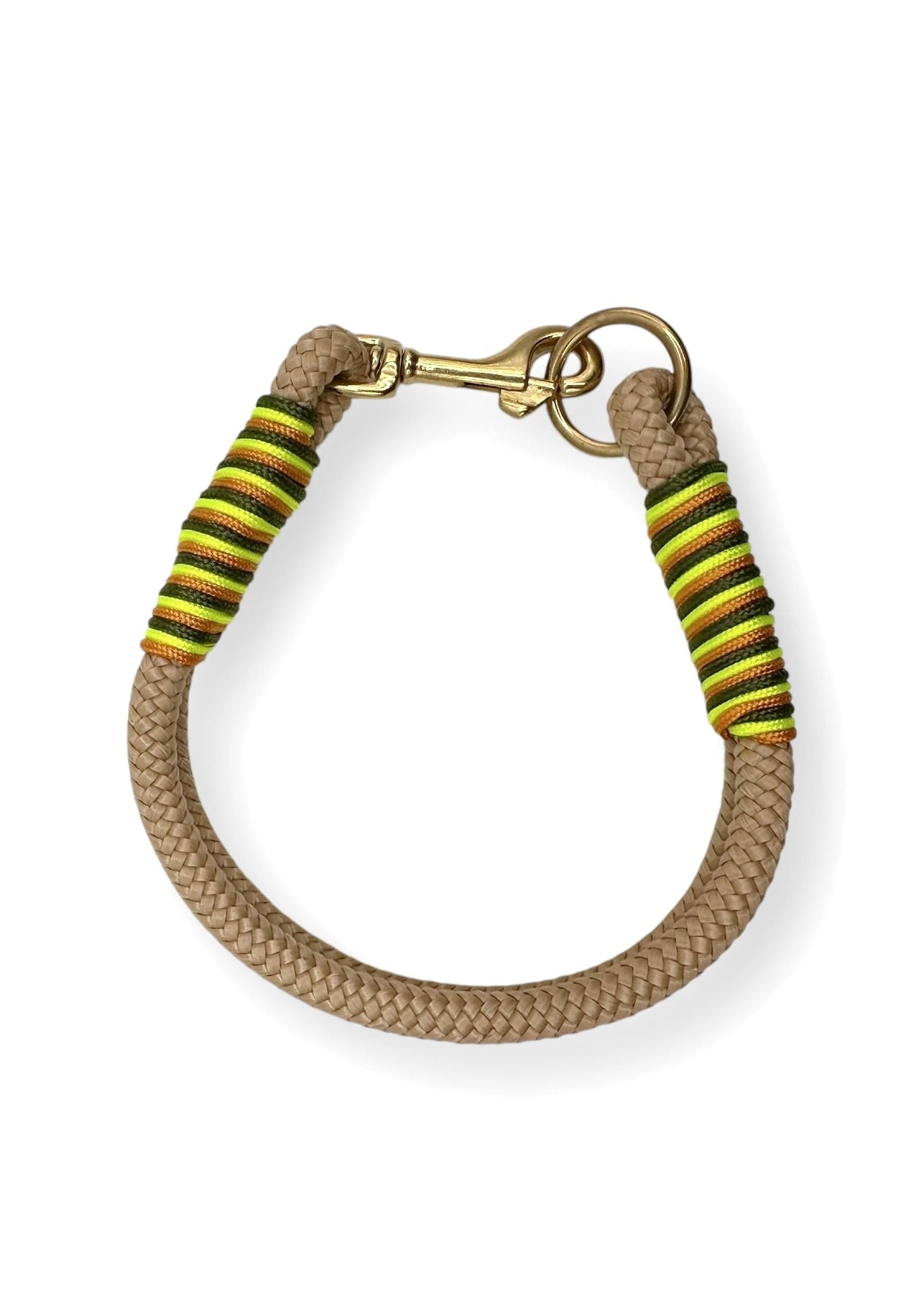 Hundehalsband aus Tau in 8mm Breite in Sand mit Pepper grün, Ultra Neon gelb und Fire orange Details - oben