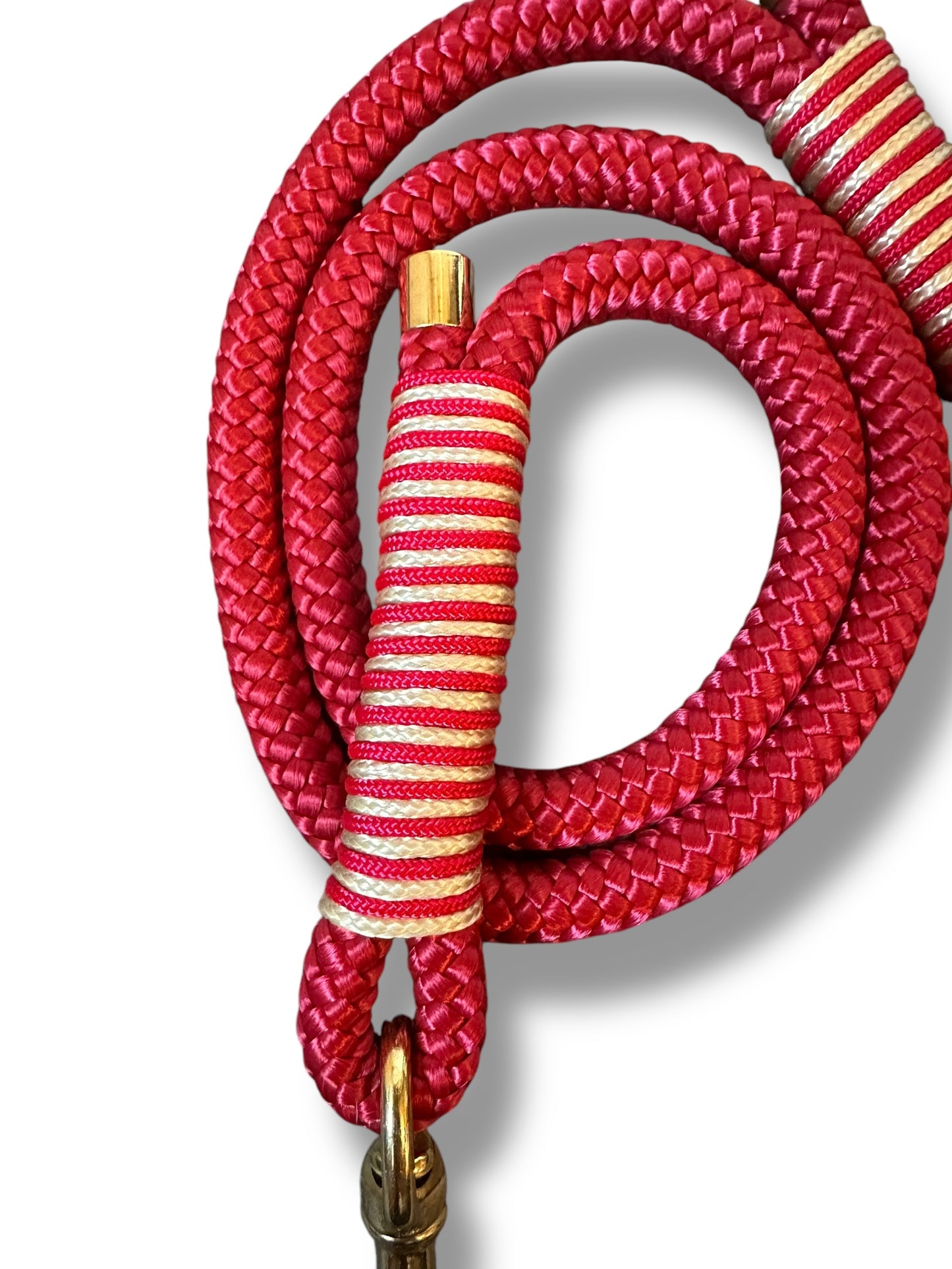 Tau-Leine 10mm, mit fester Handschlaufe, bestehend aus "Himbeere Rot" Seil, "Rot Velvet & Shiny Gold" Umwickelung