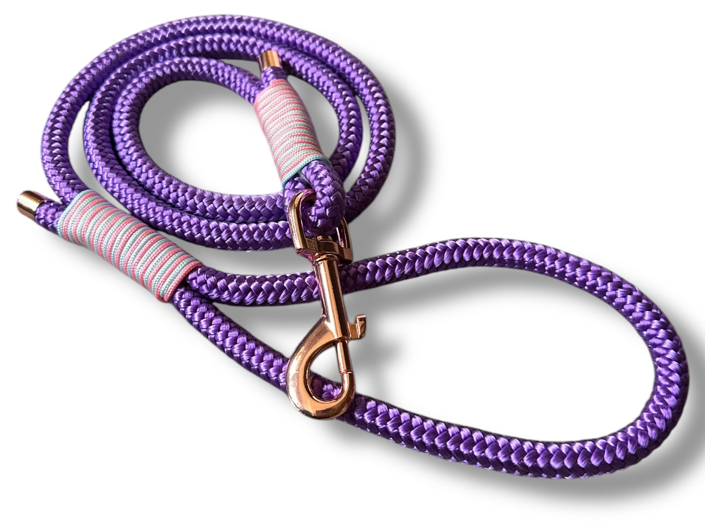 Tau-Leine 10mm, mit fester Handschlaufe, bestehend aus "Acid Violet" Seil, "Pastel Rosa & Pastel Blau" Umwickelung