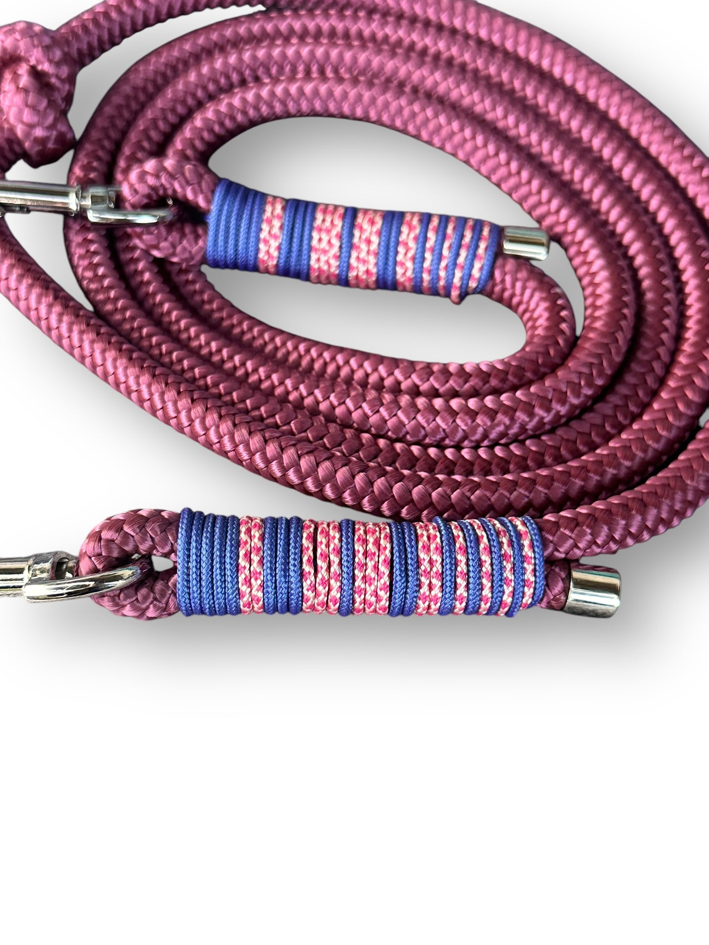 Hundeleine aus Tau in den Farben Aubergine mit lila Umwickelung - Detailansicht Umwickelung 