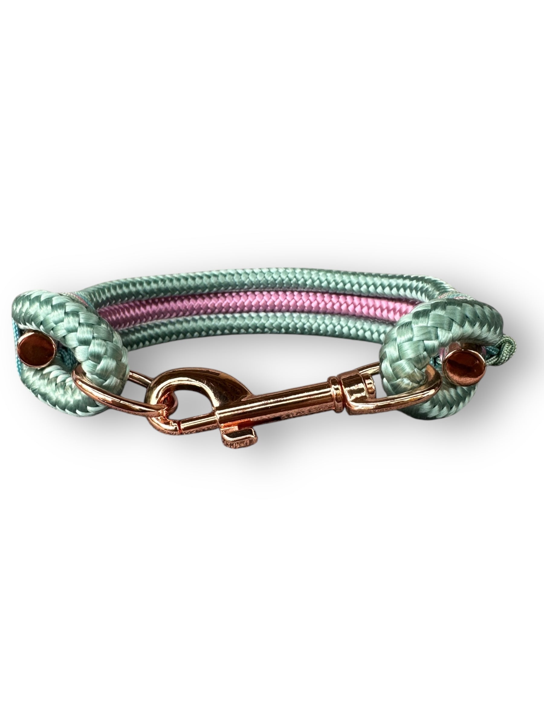 Hundehalsband aus 10mm starken Tau in sea grün mitpastel turquoise, Lavendel rosa und mint blau Details - vorne