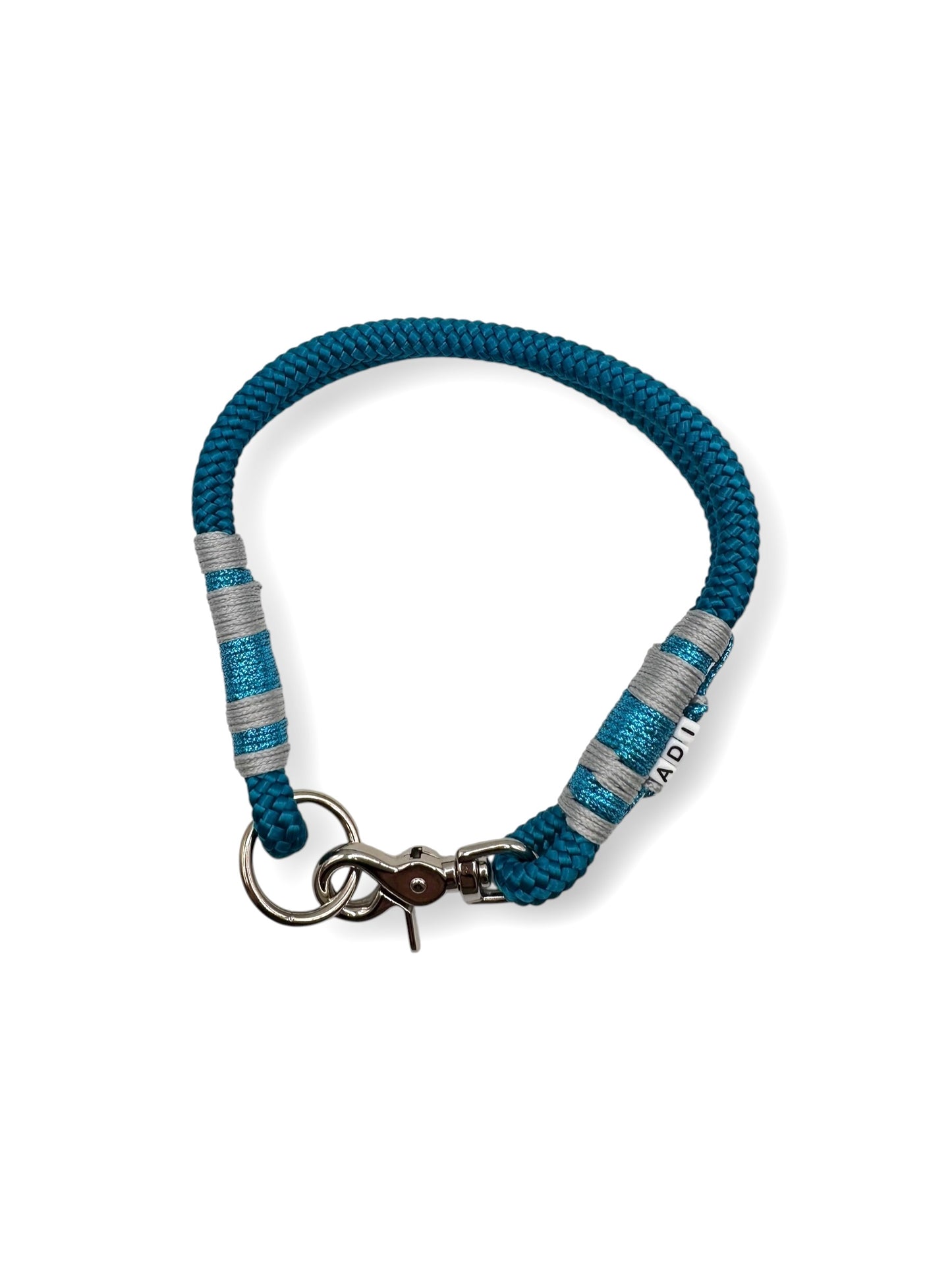 Hundehalsband aus Tau in blau mit Glitzer und silbernen Details. 10mm PPM Seil Aqua