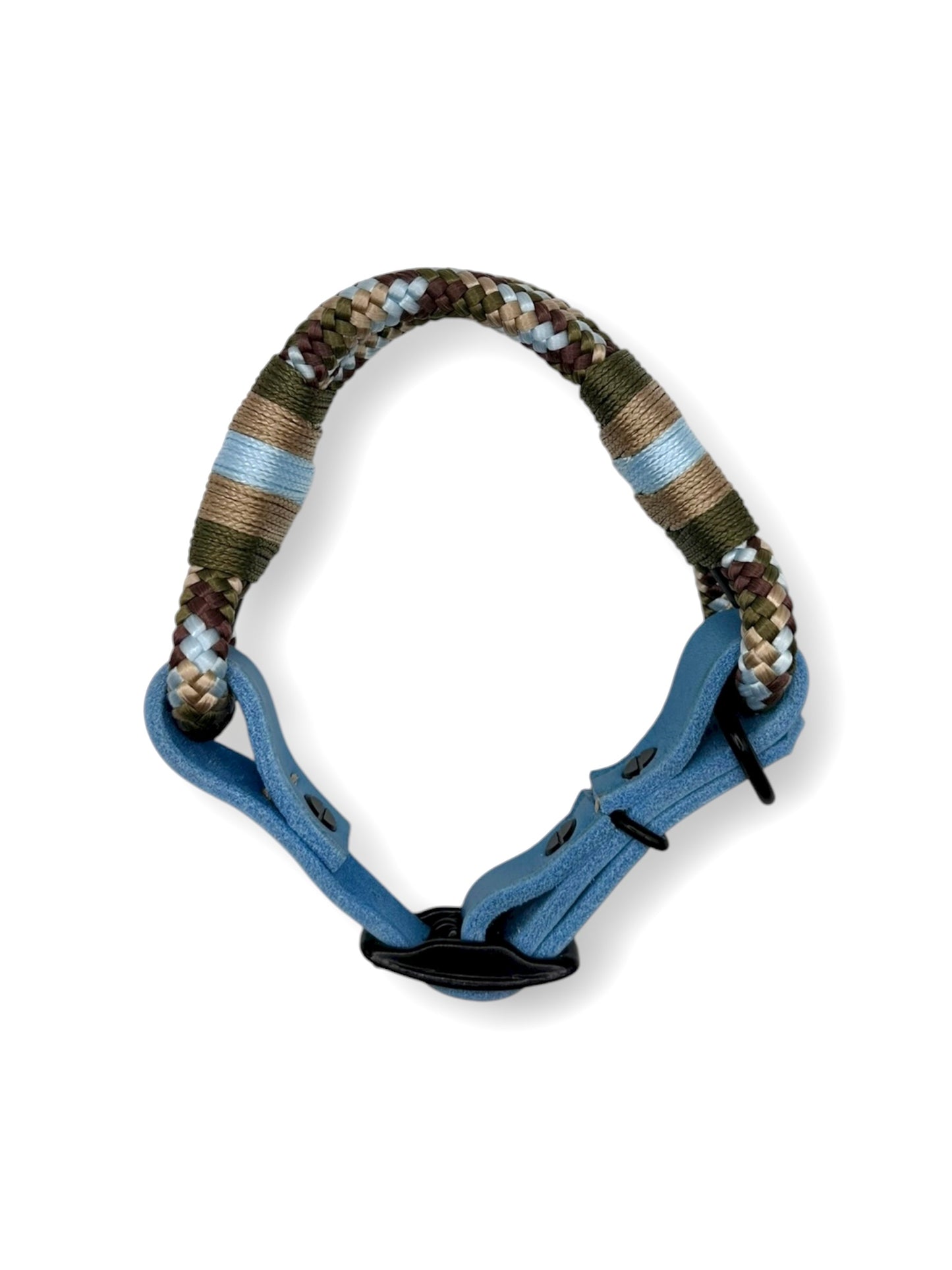 Hundehalsband aus 10mm starken Tau Tundra. In herbstlichen Farben: beige, braun, grün und blau. Mit schwarzen Details.