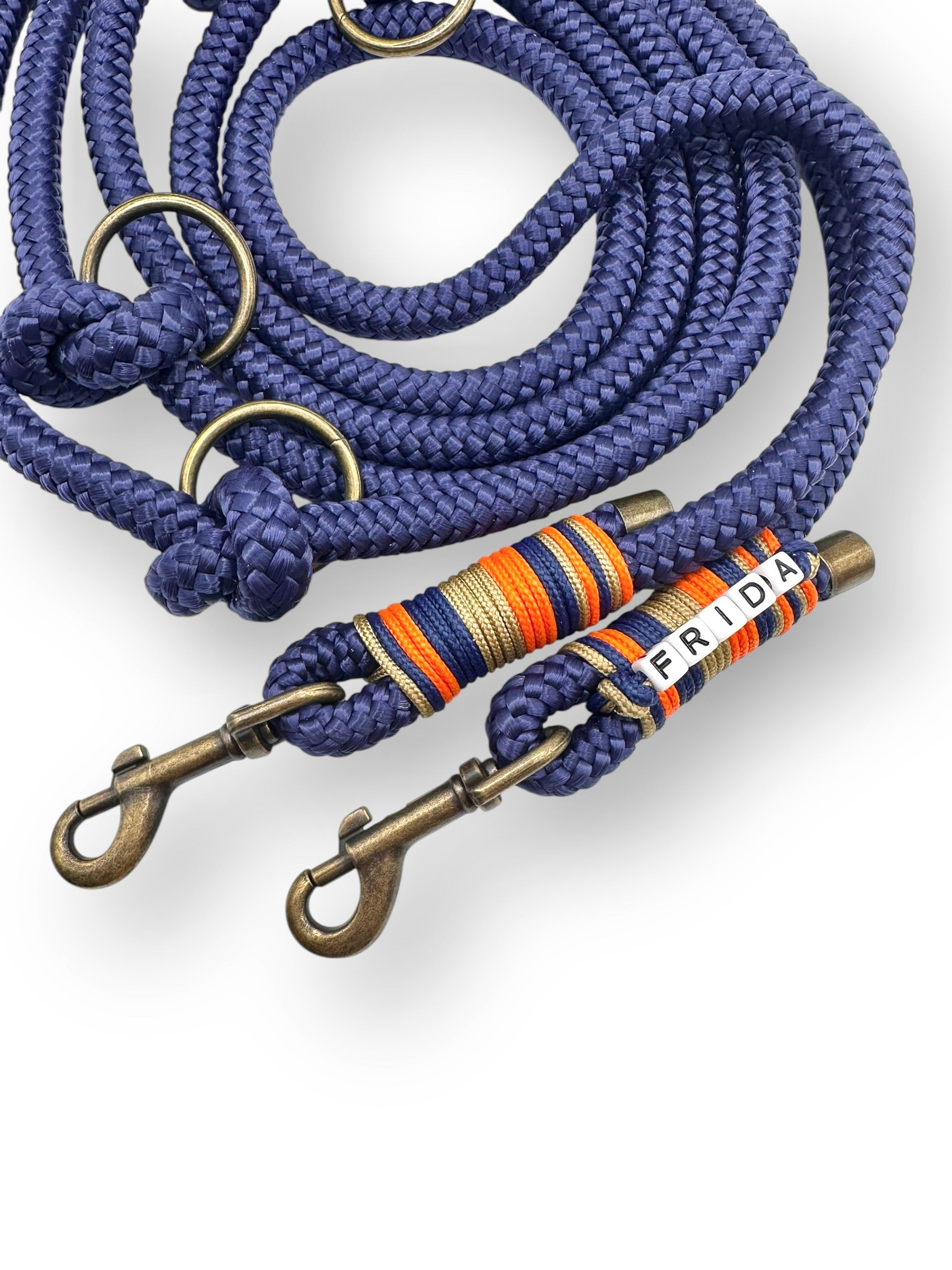 Hundeleine Herbst Farben aus 10mm starken Tau - herbstlich in dunkelblau mit orange, Gold und blauen Details. Karabiner in Antik Gold - Nahaufnahme Bolzenkarabiner und Umwicklung 