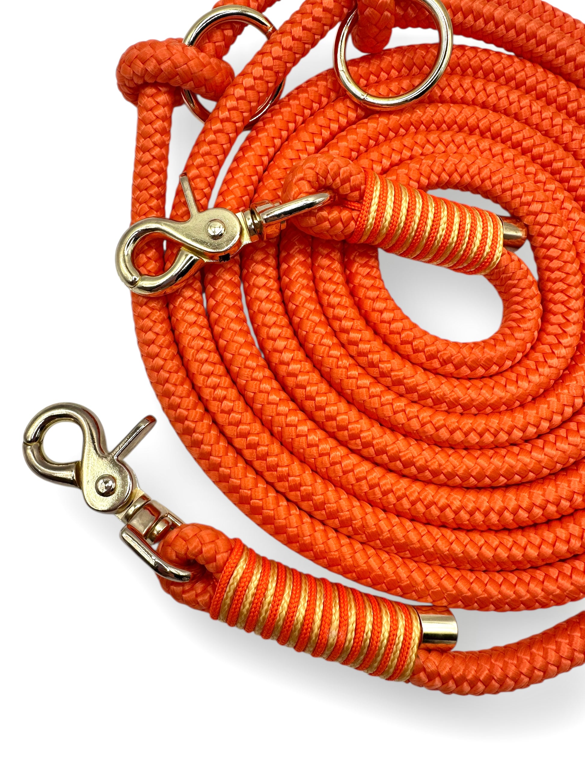 Hundeleine Neon orange aus Tau mit gelben und goldenen Details In 10mm stärke. Länge frei wählbar. 