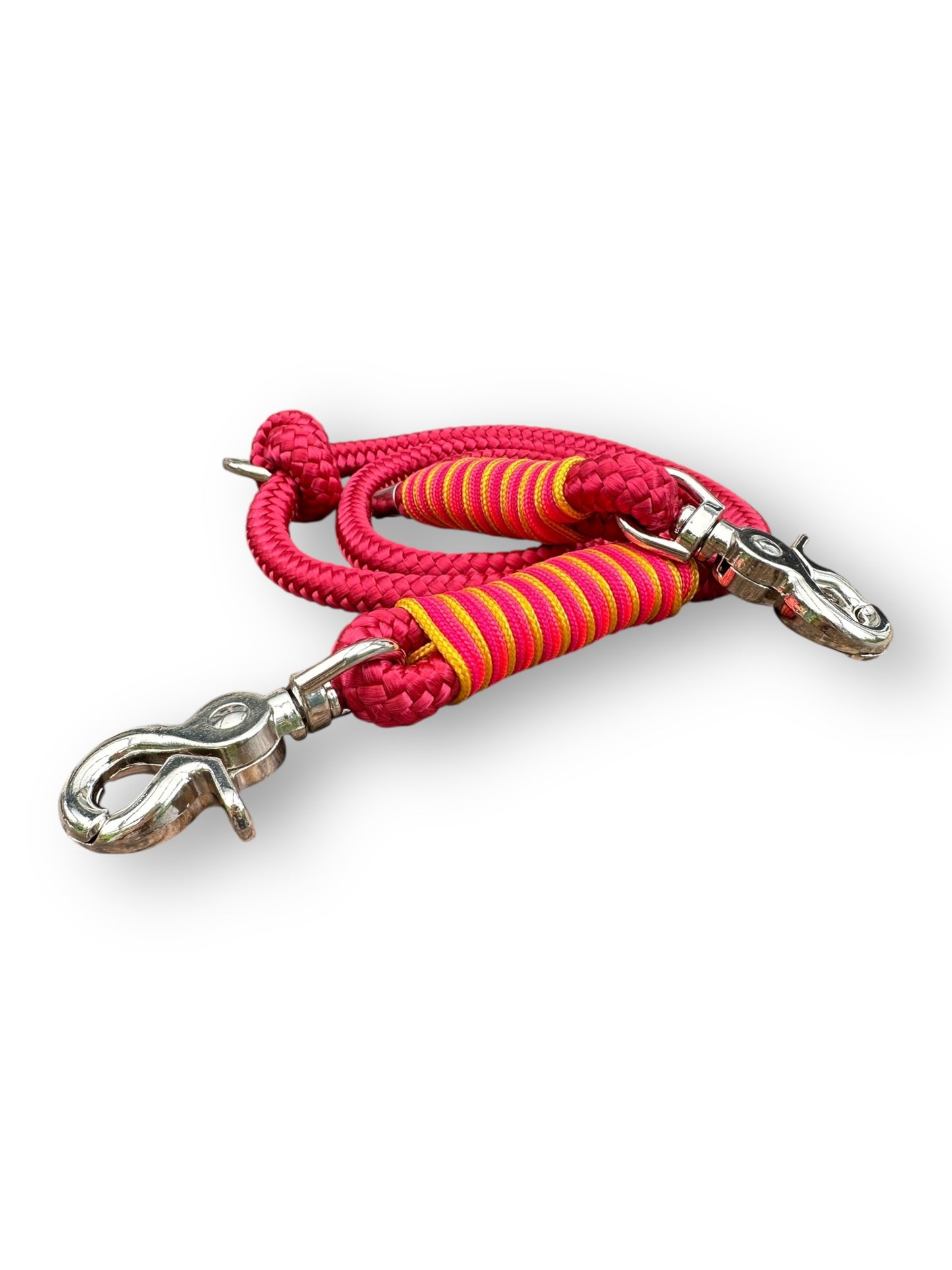 Hundeleine aus 10mm starken Tau in Himbeere rot mit gelben und Neon Details 