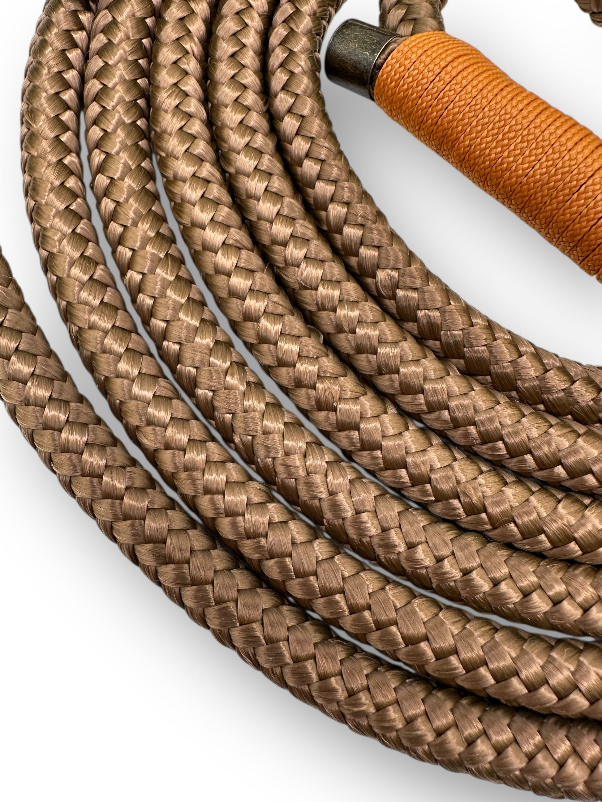 Hundeleine aus 10mm starken Tau in der Farbe Sepia braun mit Karamell Umwicklung.