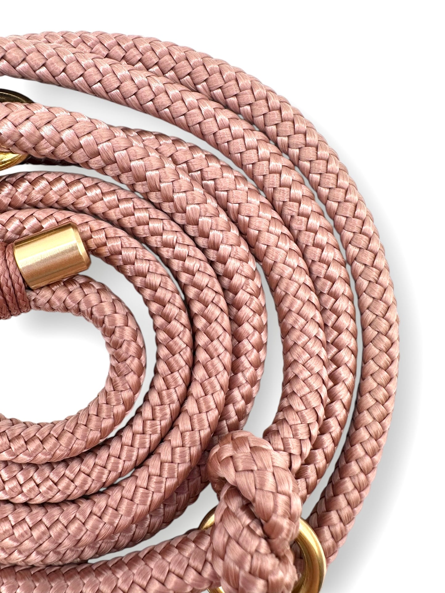 Hundeleine aus 8mm starken Tau in der Farbe Kupferrosa mit braunen Details. Goldene Beschläge. Herbst Leine in herbstlichen Farben. Seil