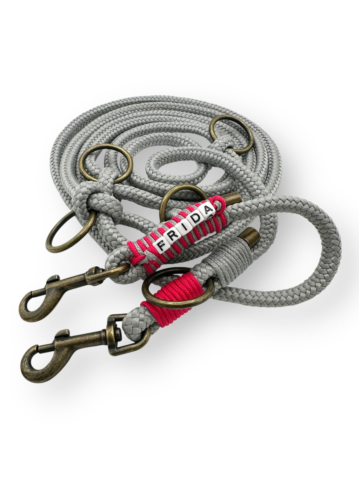 Hundeleine aus Tau in cement grau mit very Berry Details Gesamtansicht