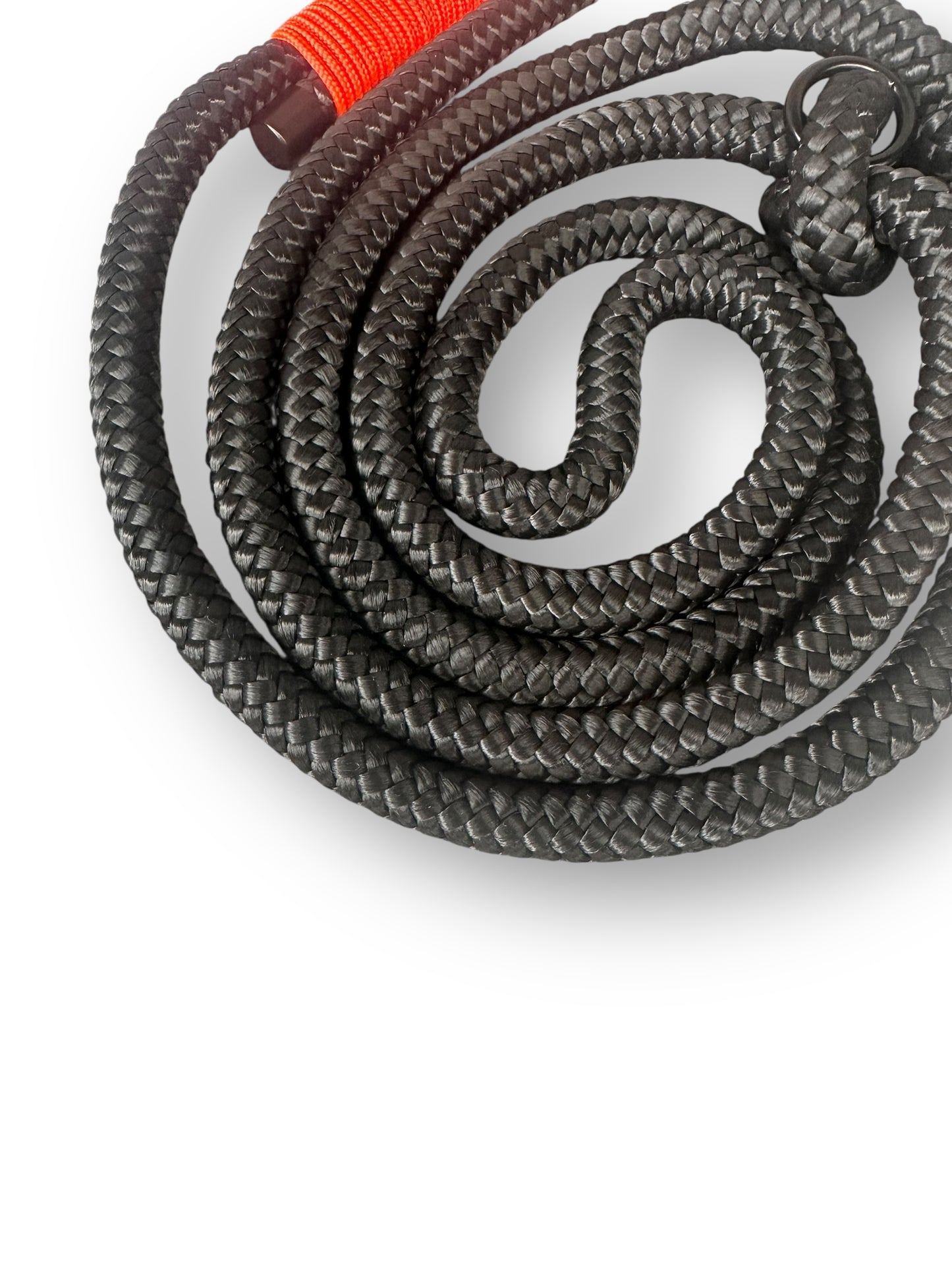 Hundeleine aus 10mm starken Tau in der Farbe schwarz mit neon orangenen Details Nahaufnahme