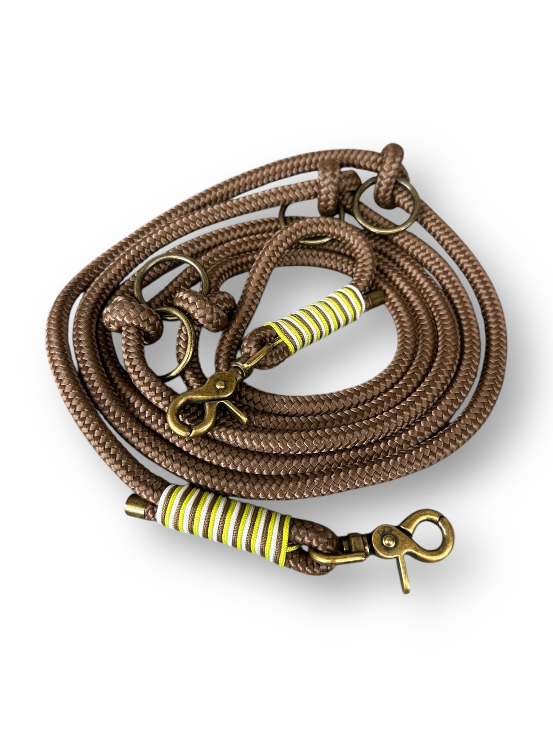 Hundeleine aus 10mm Tau in der Farbe dunkelbraun mit lime und weißer Umwickelung und Antik goldenen Details - draufsicht