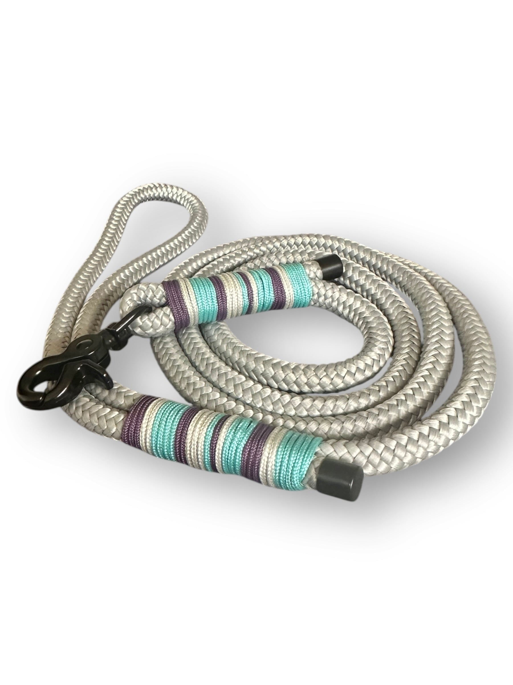 Hundeleine mit fester handschlaufeaus 10mm dickem Tau in den Farben grau, lila und blau mit schwarzem Details 