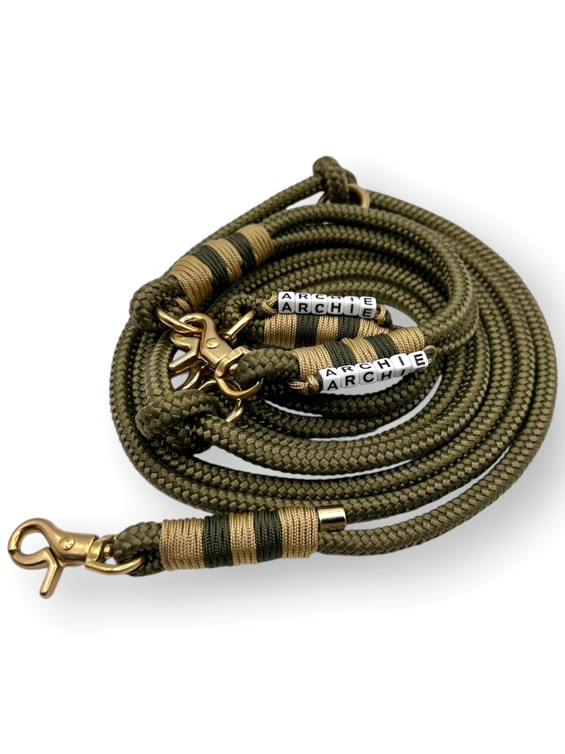 Hundeleine und Hundehalsband aus 8mm Tau in Herbst Farben Military grün  mit goldenen Details und personalisierung herbstlich
