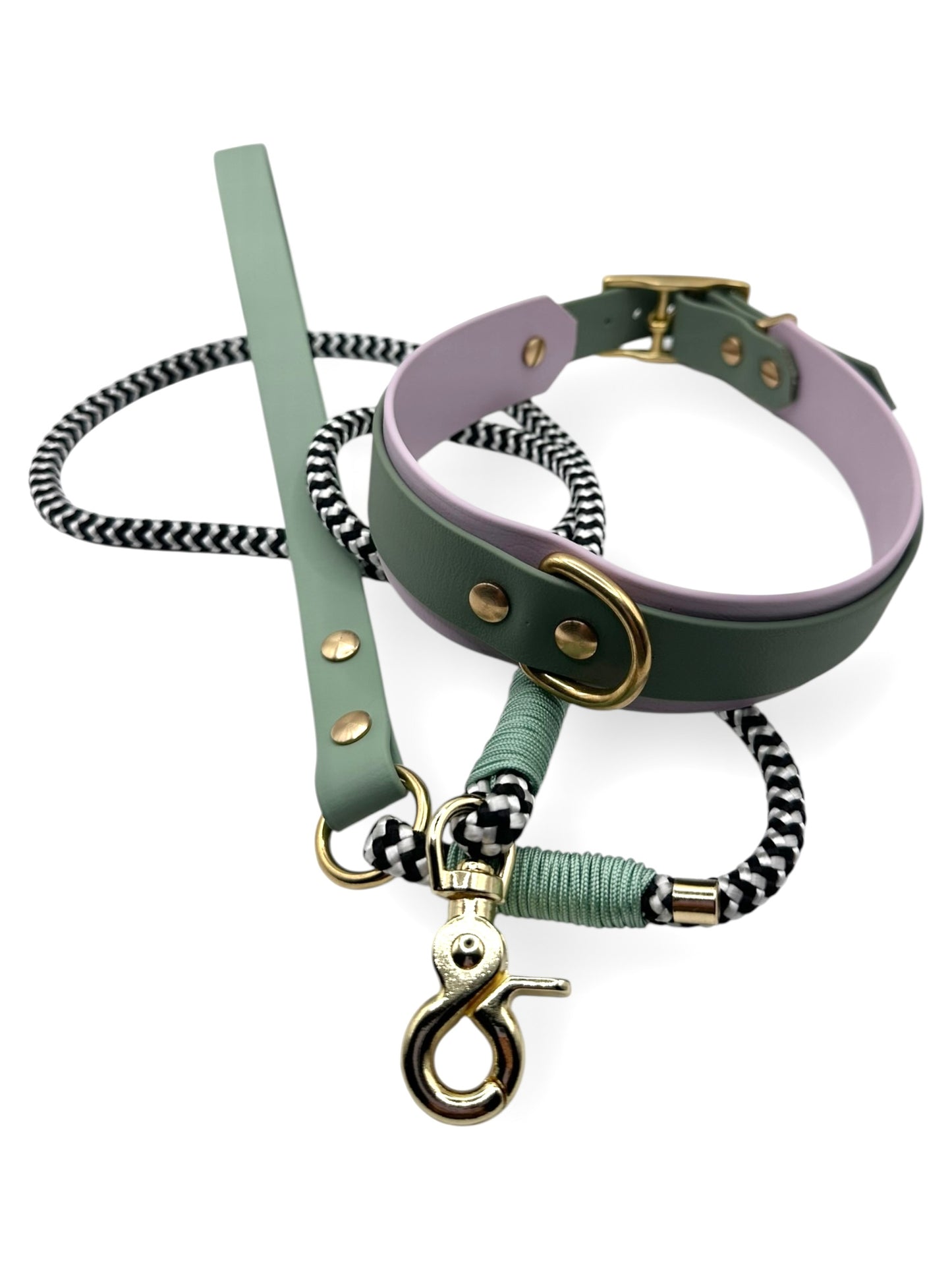 Hundeset aus BioThane und Tau in lila und foggy grün und schwarzen und weißen Details