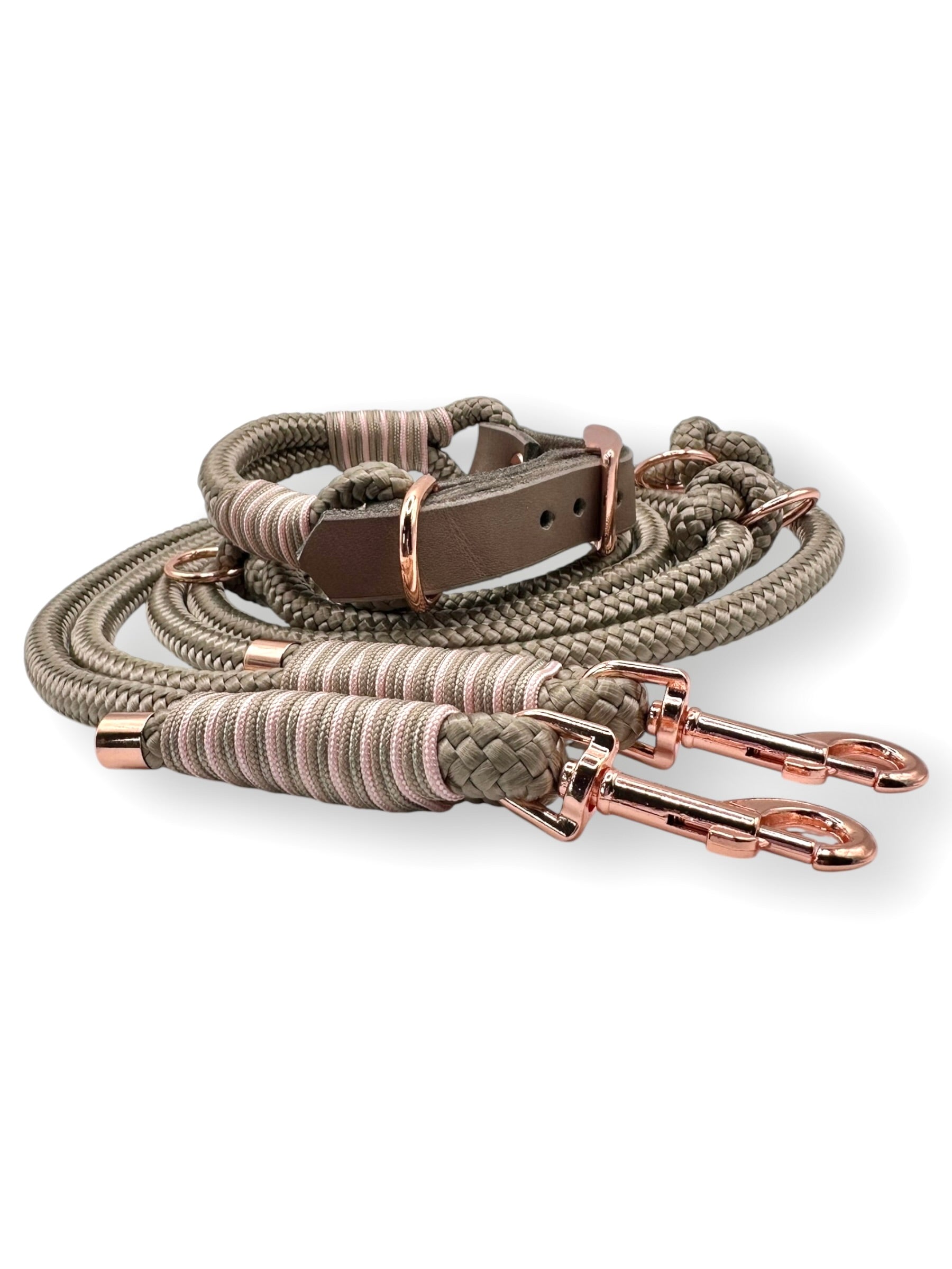Hundeset aus 10mm starken Tau in der Farbe tan mit bluse rosa und mocca Details Seite