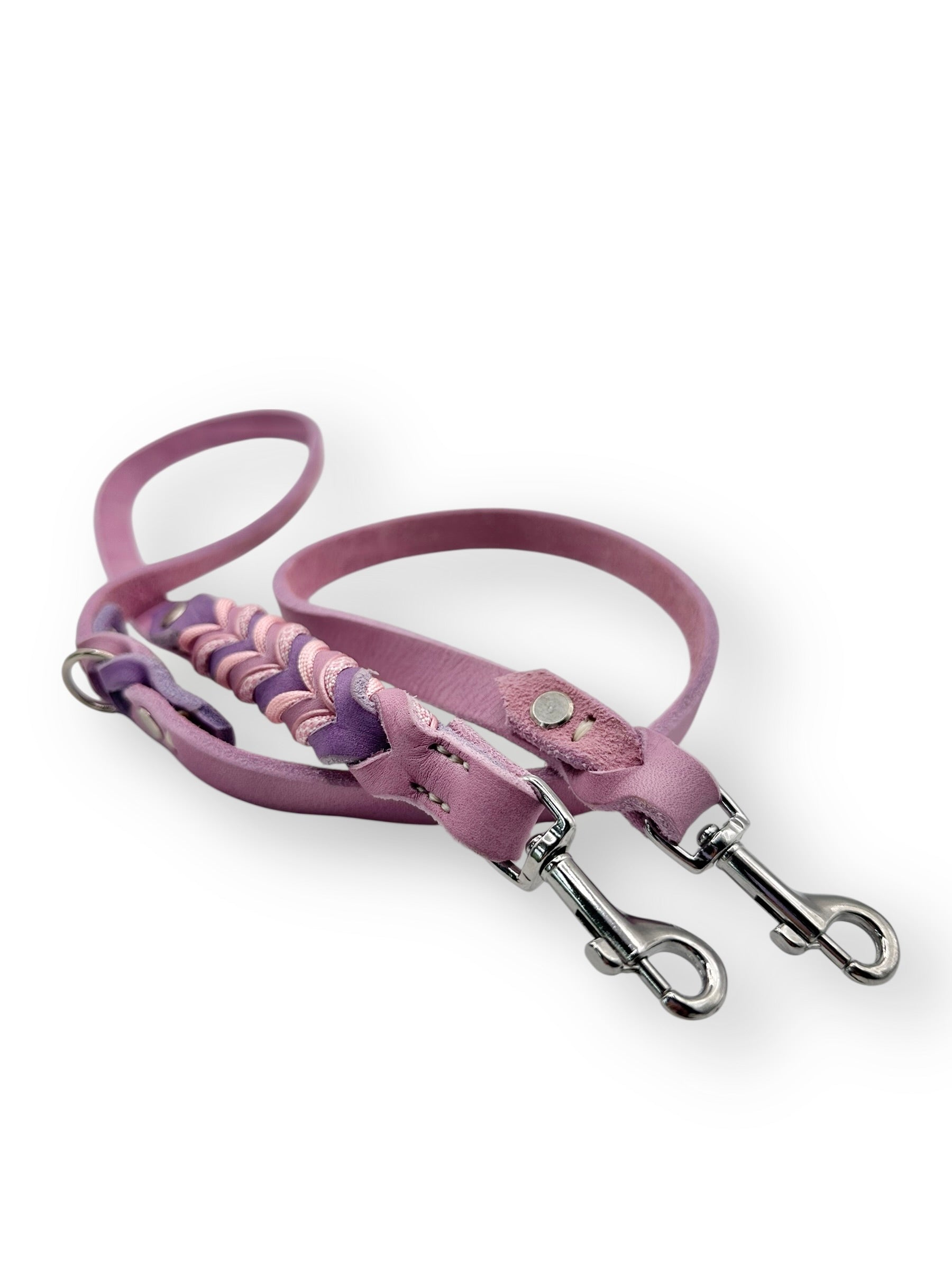Lederleine geflochten in den Farben Flieder und Orchidee mit rosa und lila  details 