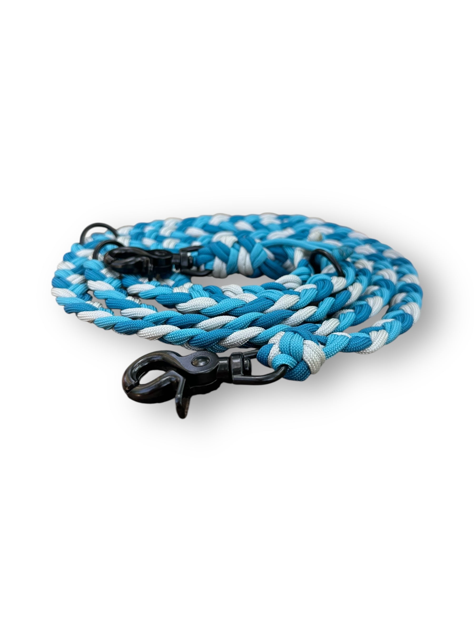 Hundeleine geflochten aus Paracord in den Farben caribbean blau, neon turquoise und silber grau Gesamtansicht