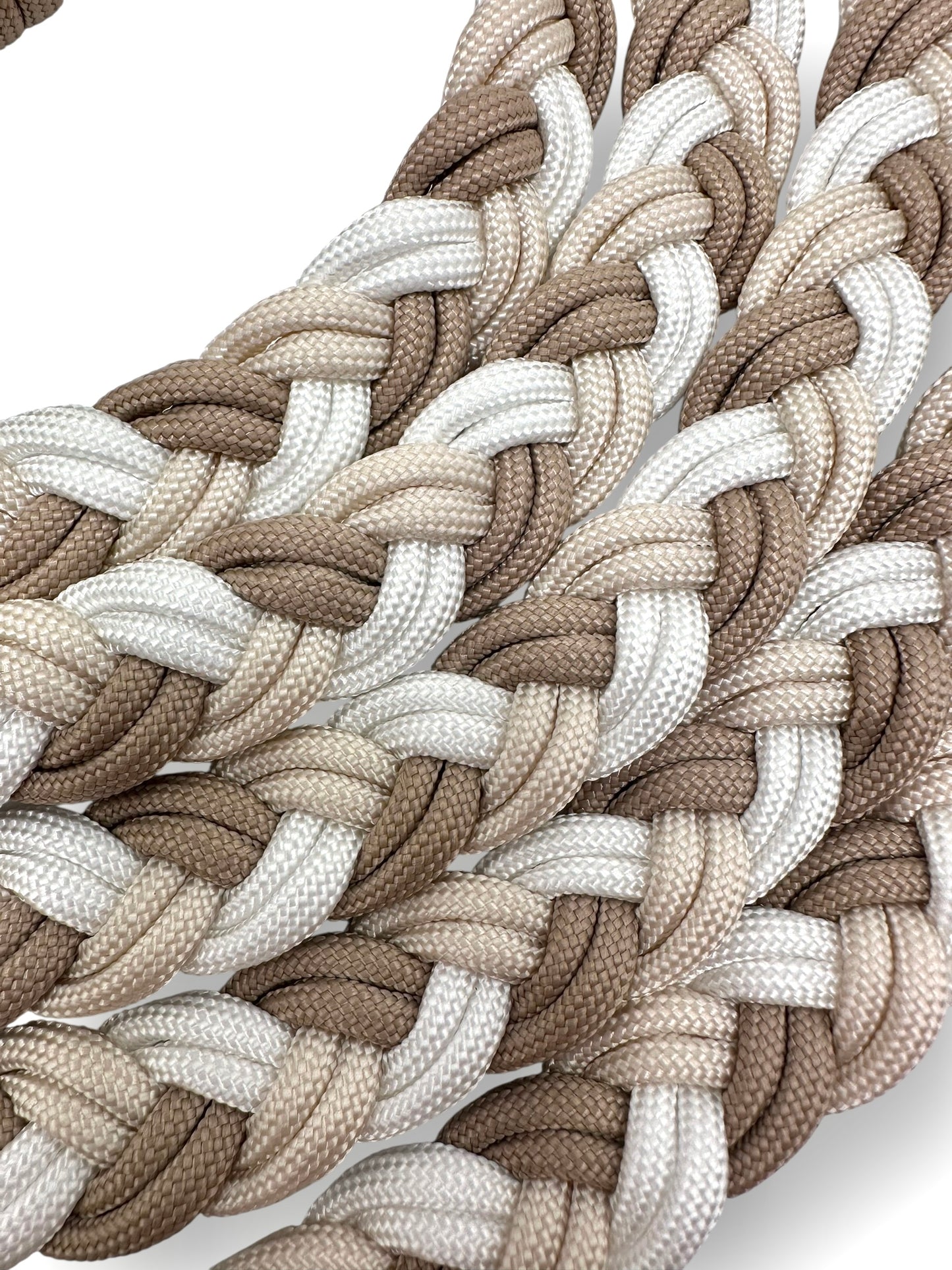 Hundeleine geflochten aus Paracord in Cream, Moccas und Snow weiß Seil