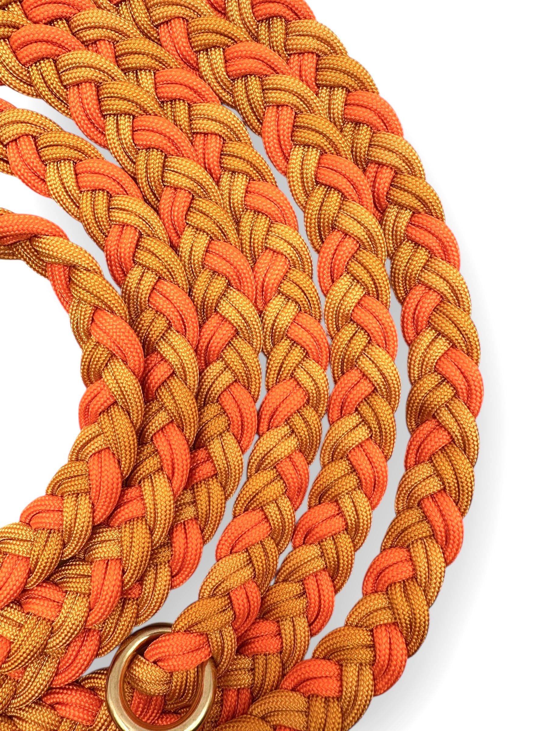 Paracordleine geflochtene Hundeleine in Halloween Optik orange. Herbstliche Farben: Apricot, Royal und Sunsetorange. Für alle Hunde geeignet, wird ans Gewicht angepasst.