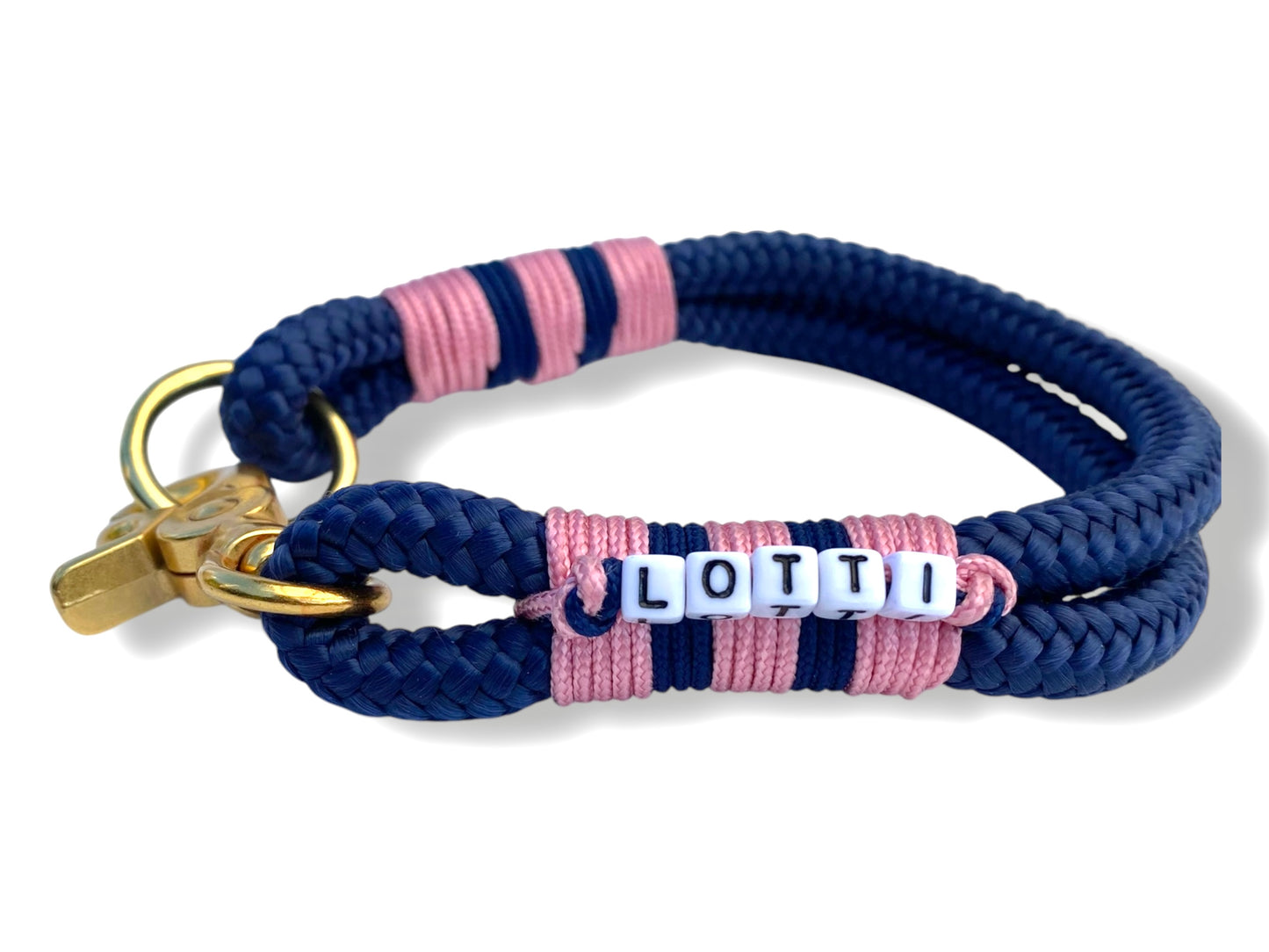 Handgefertigtes Tauhalsband in Dunkelblau und pastel rosa mit goldfarbenem Karabiner in der Seitenansicht